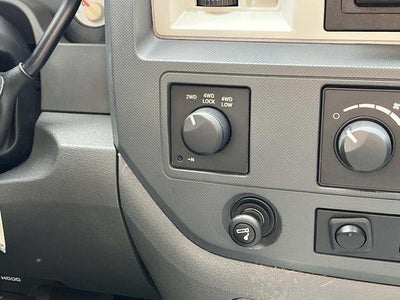 2008 Dodge Ram 2500 4WD Mega Cab 6.3 Ft Box SXT