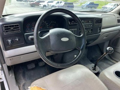 2001 Ford Super Duty F-650 Base