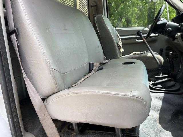 2001 Ford Super Duty F-650 Base