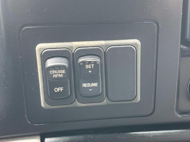 2001 Ford Super Duty F-650 Base