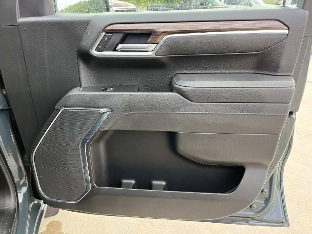 2025 Chevrolet Silverado 1500 Crew Cab Short Box 4-Wheel Drive LT 1LT