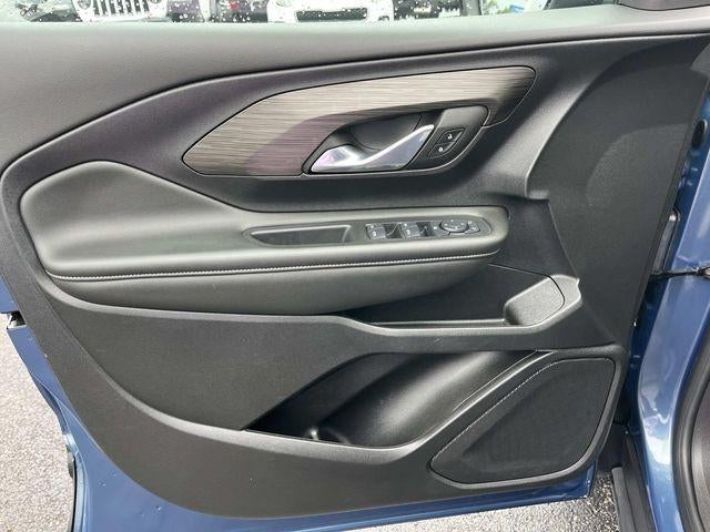 2024 GMC Terrain FWD 4dr SLE