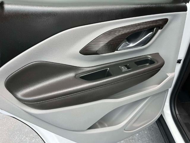 2023 GMC Terrain FWD 4dr SLT