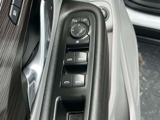 2023 GMC Terrain FWD 4dr SLT
