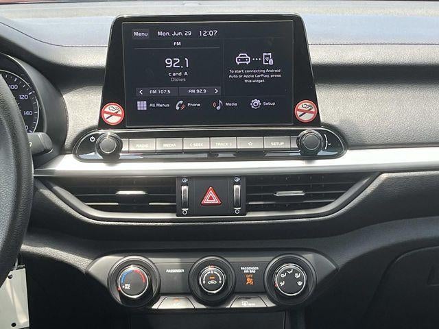 2024 Kia Forte LXS IVT