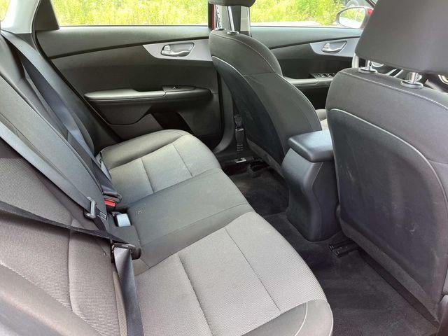 2024 Kia Forte LXS IVT