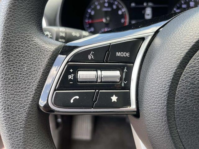 2024 Kia Forte LXS IVT