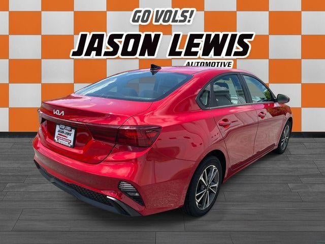 2024 Kia Forte LXS IVT