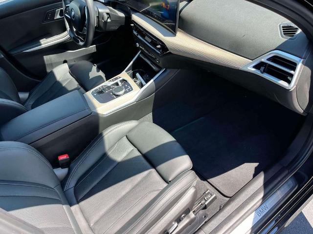 2025 BMW 330i Sedan