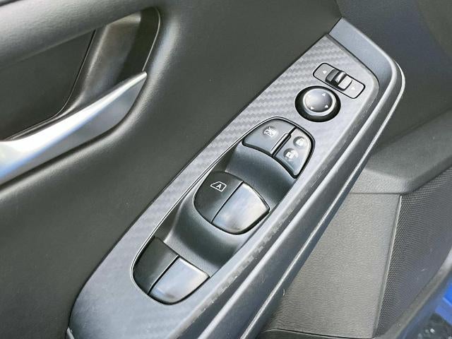 2024 Nissan Sentra SV CVT