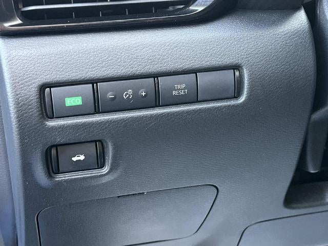 2024 Nissan Sentra SV CVT
