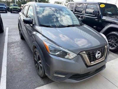 2020 Nissan Kicks SR FWD