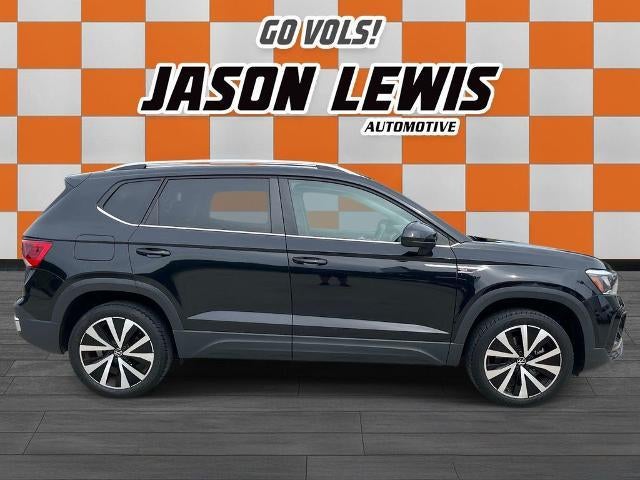 2024 Volkswagen Taos SE FWD
