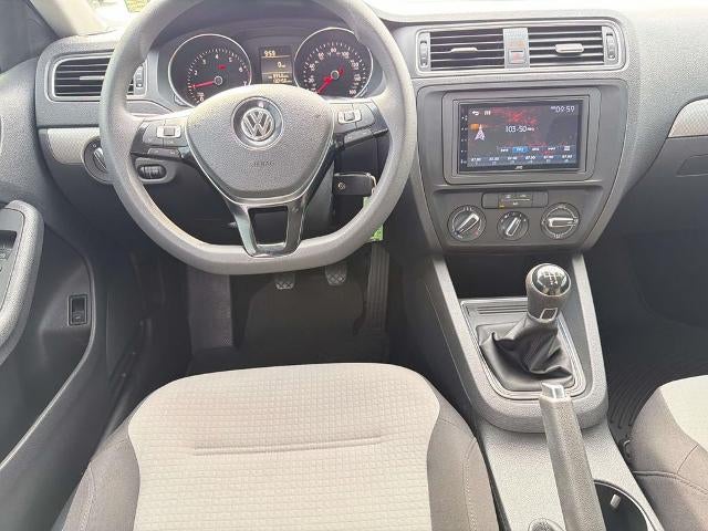 2017 Volkswagen Jetta 1.4T S Manual