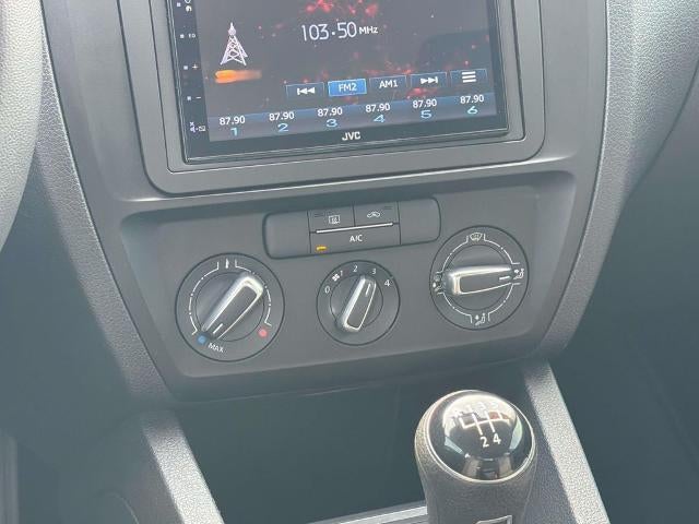 2017 Volkswagen Jetta 1.4T S Manual
