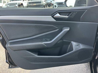 2025 Volkswagen Jetta Sport Auto