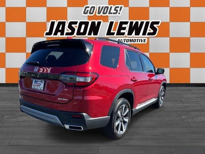 2025 Honda Pilot Touring AWD
