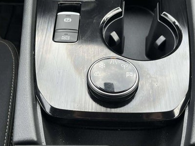 2023 Nissan Rogue AWD SV *Ltd Avail*