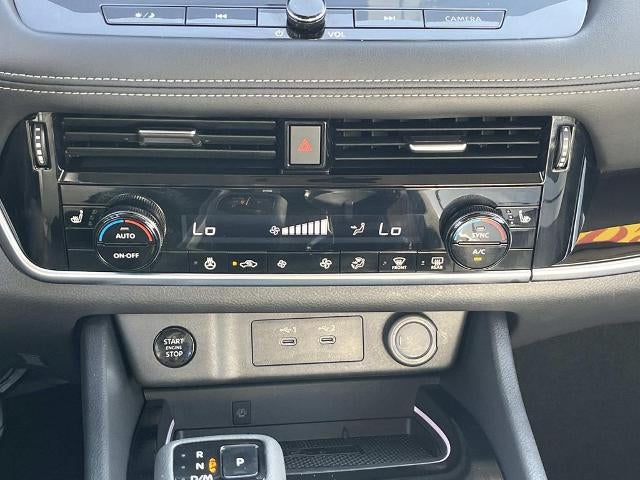 2026 Nissan Rogue AWD SL *Ltd Avail*