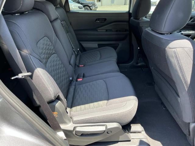 2024 Nissan Pathfinder SV 4WD