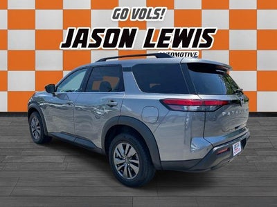 2024 Nissan Pathfinder SV 4WD