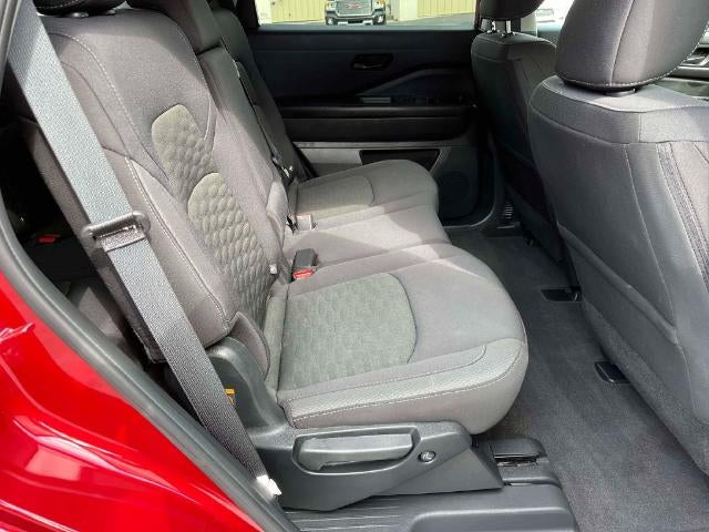 2026 Nissan Pathfinder SV 2WD