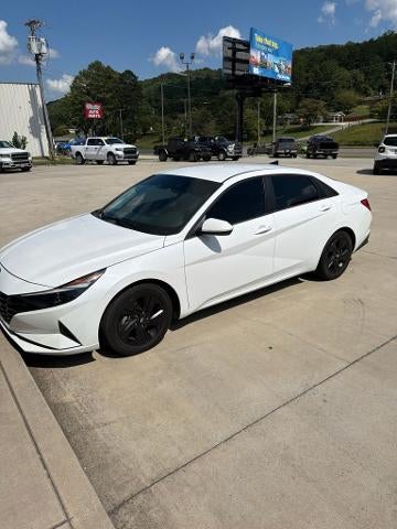 2021 Hyundai ELANTRA SEL IVT