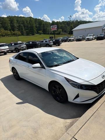 2021 Hyundai ELANTRA SEL IVT