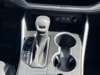 2022 Toyota Highlander XLE FWD (Natl)