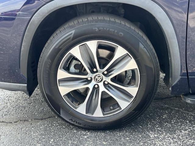 2022 Toyota Highlander XLE FWD (Natl)