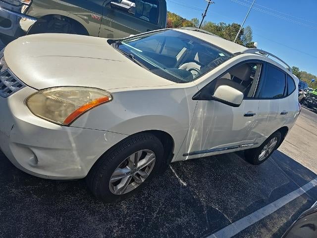 2013 Nissan Rogue FWD 4dr SV