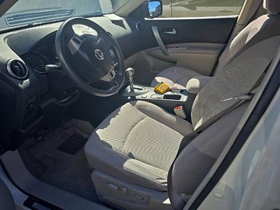 2013 Nissan Rogue FWD 4dr SV