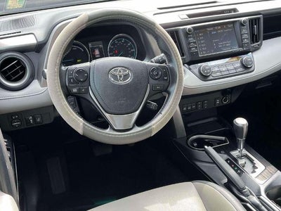 2017 Toyota RAV4 Hybrid Limited AWD (Natl)