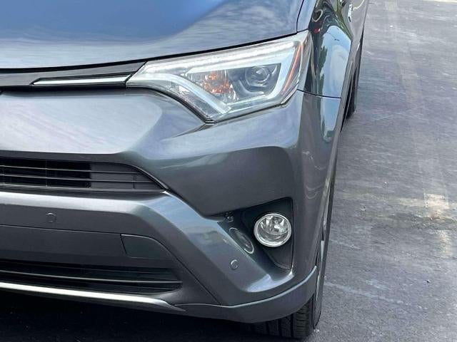 2017 Toyota RAV4 Hybrid Limited AWD (Natl)
