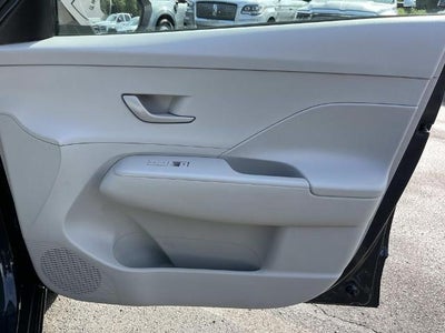2025 Hyundai KONA SEL AWD