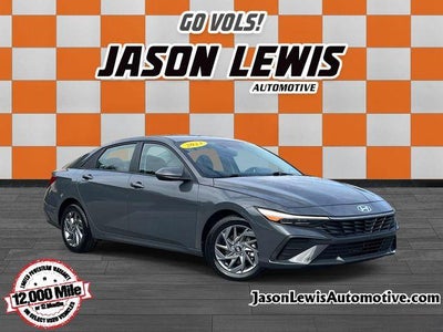 2024 Hyundai ELANTRA SEL IVT