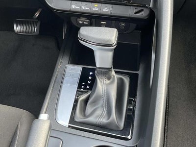 2024 Hyundai ELANTRA SEL IVT