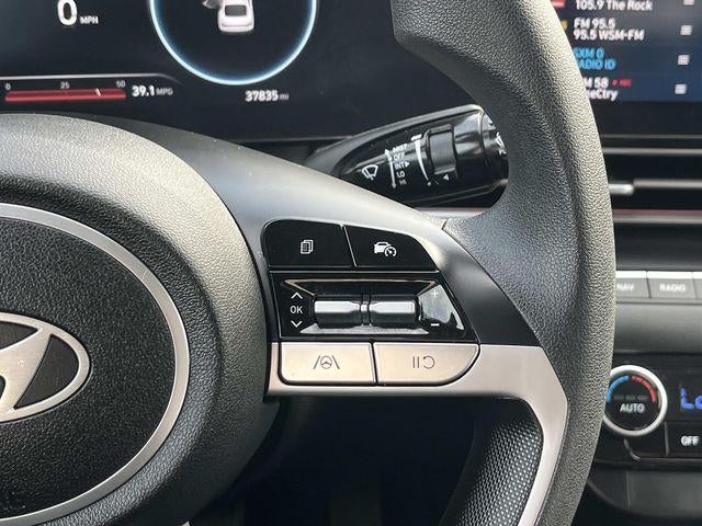 2024 Hyundai ELANTRA SEL IVT