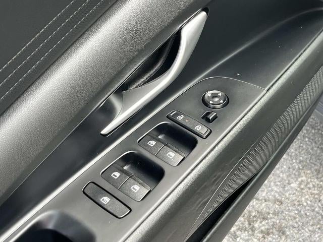2024 Hyundai ELANTRA SEL IVT