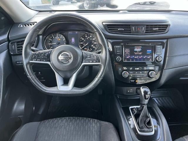 2020 Nissan Rogue FWD SV