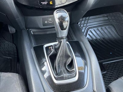 2020 Nissan Rogue FWD SV
