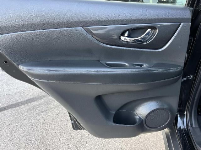 2020 Nissan Rogue FWD SV