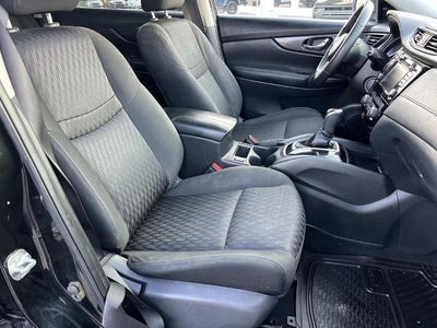 2020 Nissan Rogue FWD SV