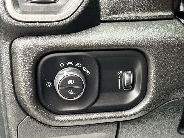 2023 RAM 1500 Tradesman 4x4 Quad Cab 6'4" Box