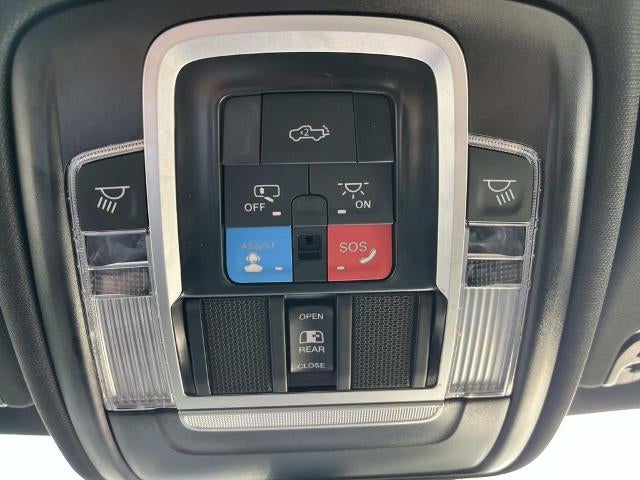 2025 RAM 1500 Big Horn 4x4 Crew Cab 5'7" Box