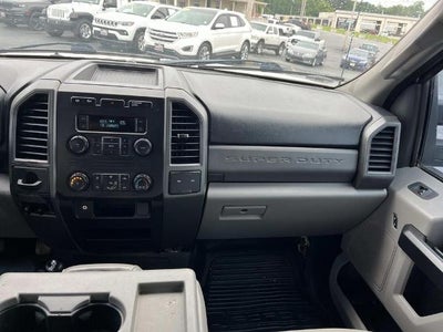 2019 Ford Super Duty F-450 DRW XL 4WD Crew Cab 179" WB 60" CA