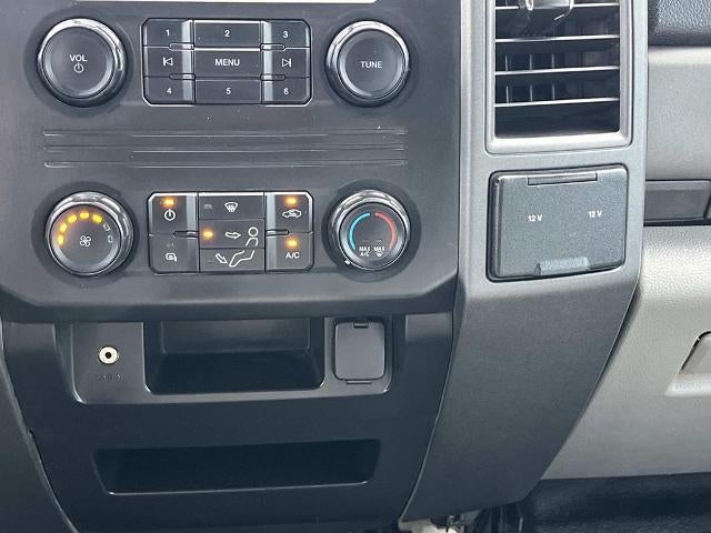 2019 Ford Super Duty F-450 DRW XL 4WD Crew Cab 179" WB 60" CA