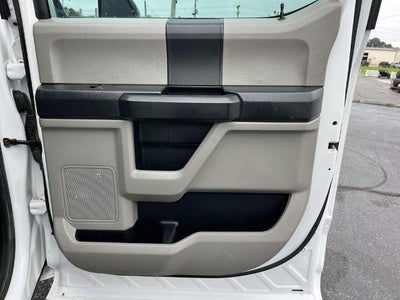 2019 Ford Super Duty F-450 DRW XL 4WD Crew Cab 179" WB 60" CA
