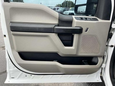 2019 Ford Super Duty F-450 DRW XL 4WD Crew Cab 179" WB 60" CA