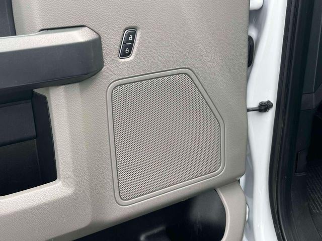 2022 Ford Super Duty F-450 DRW XL 4WD Crew Cab 179" WB 60" CA